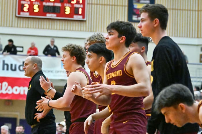 a Wilsonville Redmond 5A Oregon boys basketball quarterfinal 2024 Leon Neuschwander 41